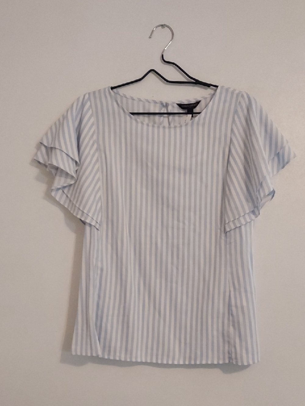 Banana Republic Ruffle Shoulder Top - Picture 4 of 9